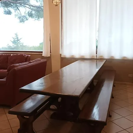 Roccia Scura Dell'etna זפראנה אטניאה