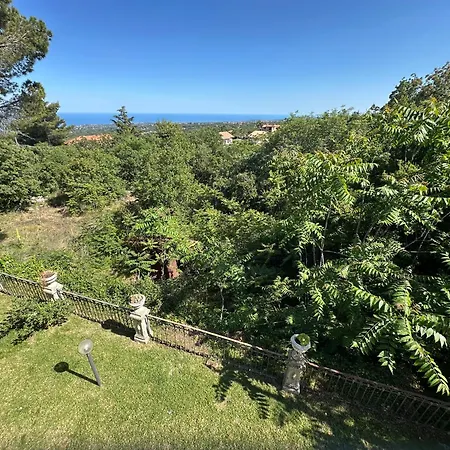 בית נופש Roccia Scura Dell'etna